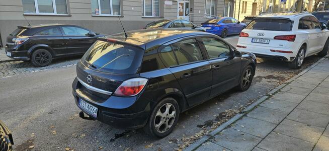 Udział 1/2 w pojeździe Opel Astra Kielce - zdjęcie 4