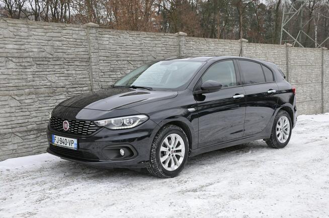 Fiat Tipo 1.4 95KM hatchback LED Navi Kamera Czujniki Alufelgi Dąbrowa Górnicza - zdjęcie 2