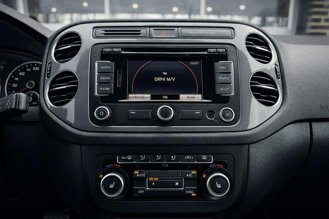 Volkswagen Tiguan Sadlno - zdjęcie 11