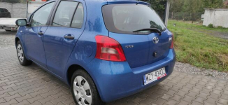 Toyota Yaris 1,3 l. benz. 5drzwi tylko 167tkm ! Stare Budy - zdjęcie 6