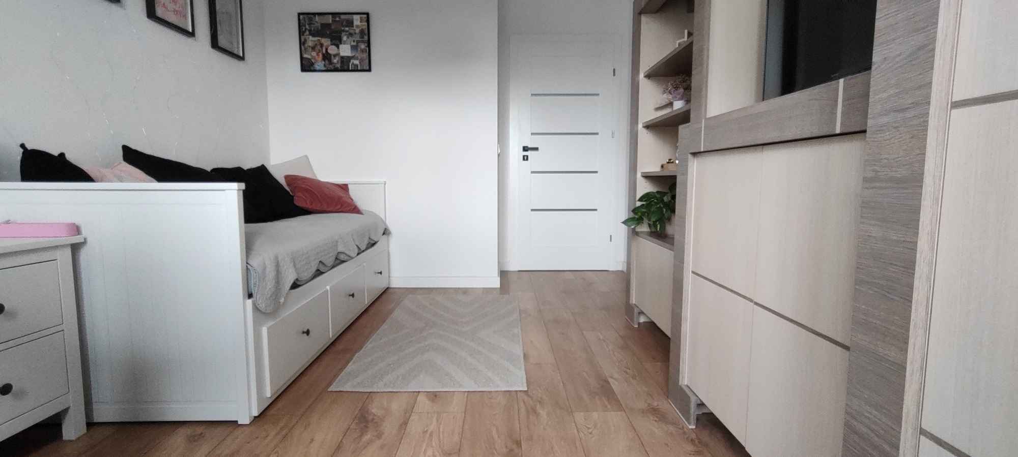 Pokój (13met) okolice Komedy WINDA (Wrocław) Krzyki - zdjęcie 2