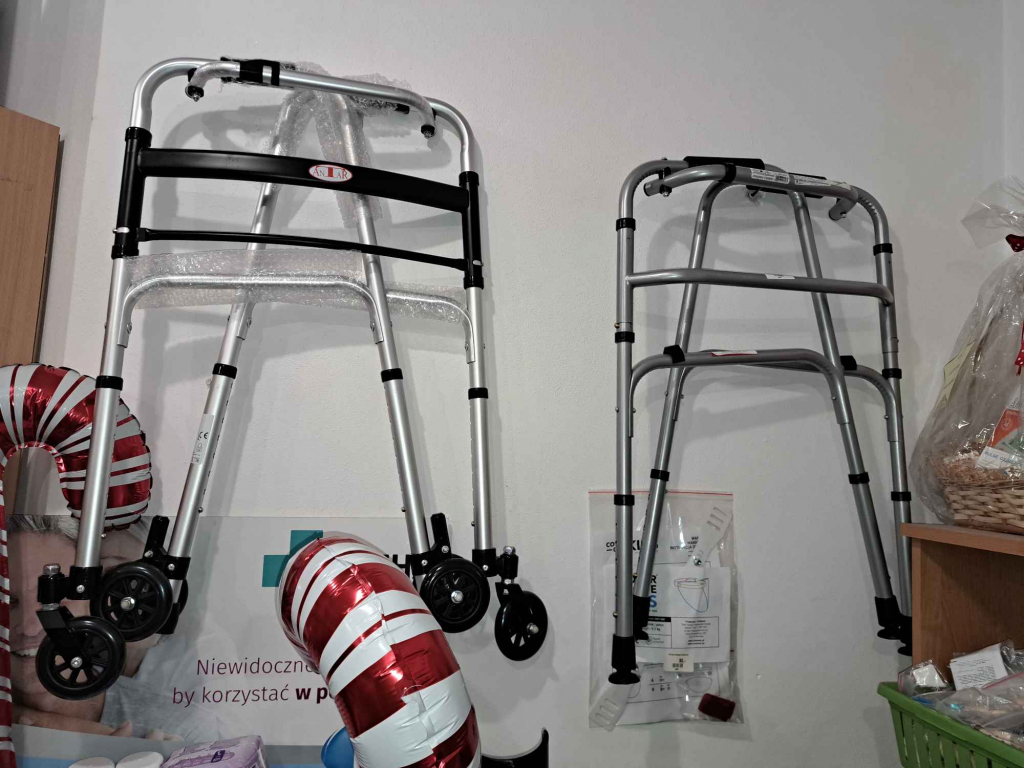 Balkonik rehabilitacyjny balknik typu Ambona wypożyczenie Warszawa Bemowo - zdjęcie 1