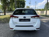 Toyota Auris 1.8 HSD 136KM  Serwisowany Kamera Ładny stan Otwock Mały - zdjęcie 6