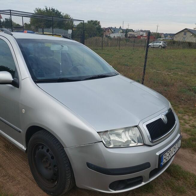 Syndyk sprzeda - Skoda Fabia 2006r. Majdan Sitaniecki - zdjęcie 2