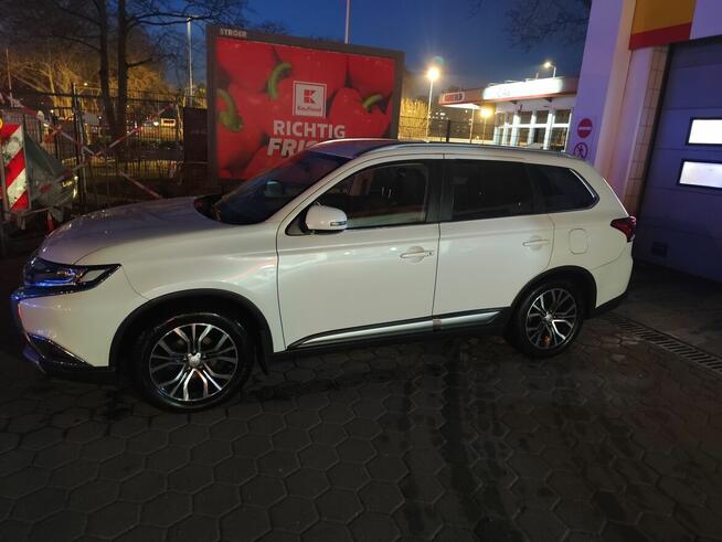 Mitsubishi Outlander 2017 • 113 000 km • LPG • Serwis ASO • Szczecin - zdjęcie 11
