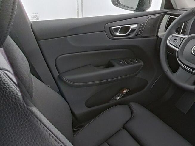 Volvo XC 60 B5(B) AWD Ultra Dark Tychy - zdjęcie 12