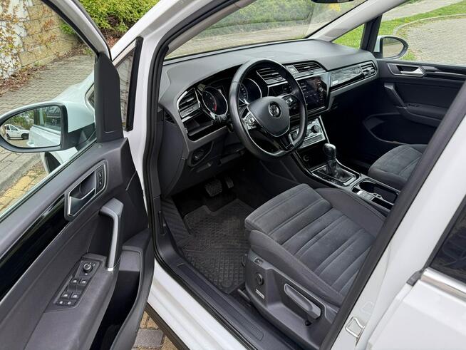 Volkswagen Touran 1.5 TSI R-line 7osób Faktura VAT 23% Bezwypadkowy Tarnowskie Góry - zdjęcie 5