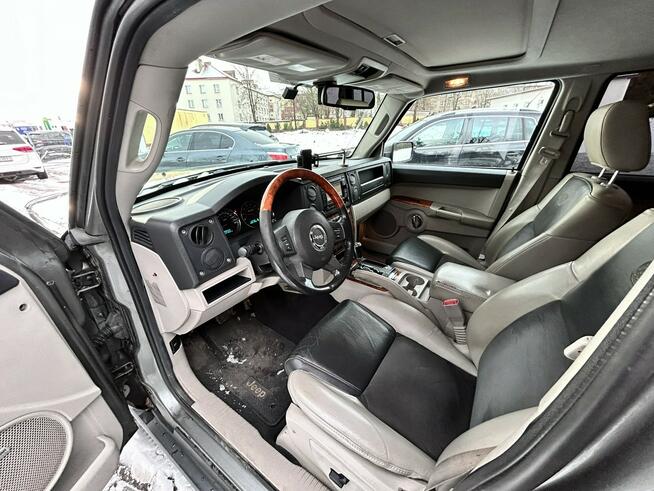 Jeep Commander 4x4 7-osób 215 KM nawigacja kamera Słupsk - zdjęcie 8
