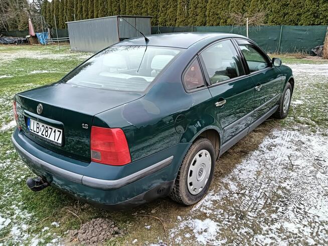 Sprzedam Volkswagen Passat Annobór - zdjęcie 11