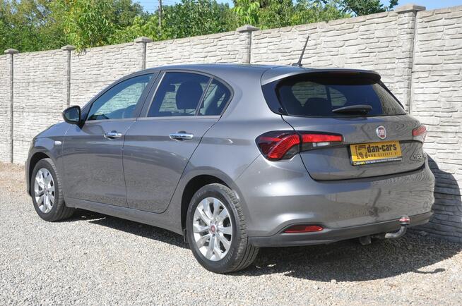 Fiat Tipo 1.4 95KM hatchback LED Navi Czujniki Dąbrowa Górnicza - zdjęcie 3