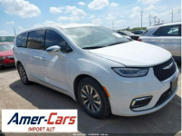 Chrysler Pacifica Hybrid Limited
