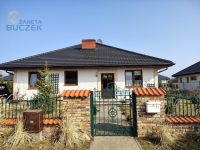 Sprzedam parterowy dom w Kuznocinie