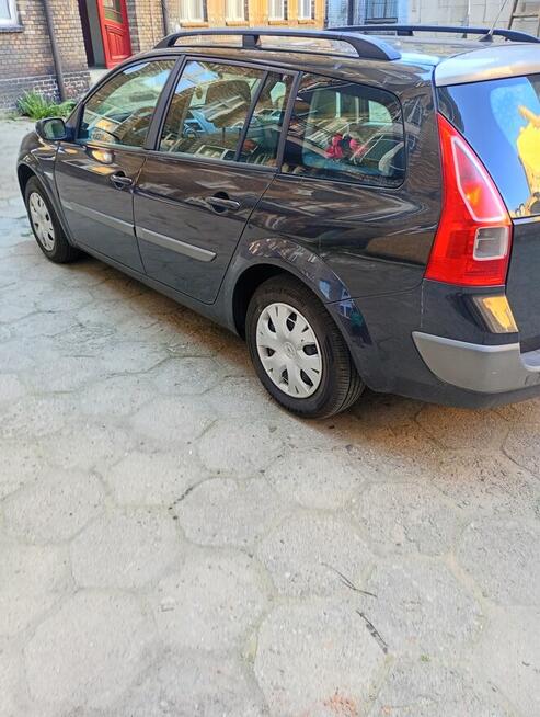 Renault Poznań - zdjęcie 1