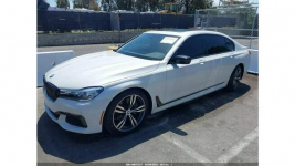 BMW 740 B58 / niski przebieg Wrocław - zdjęcie 2