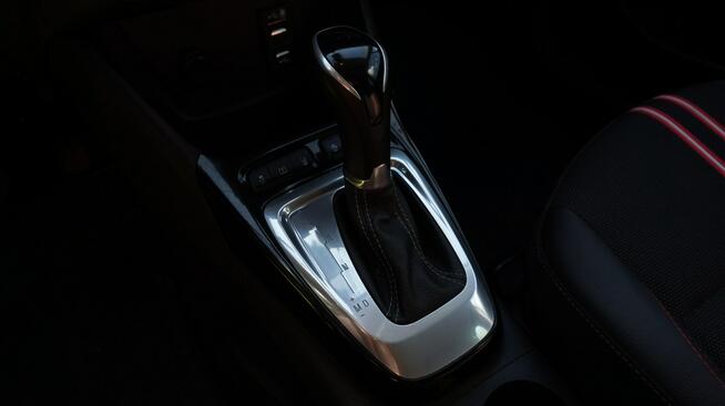 Opel Crossland X automat. Gwarancja. Polecam !!! Zielona Góra - zdjęcie 12