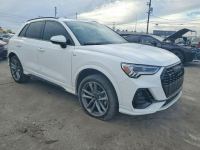 Audi Q3 / Quattro / niski przebieg / S-Line /