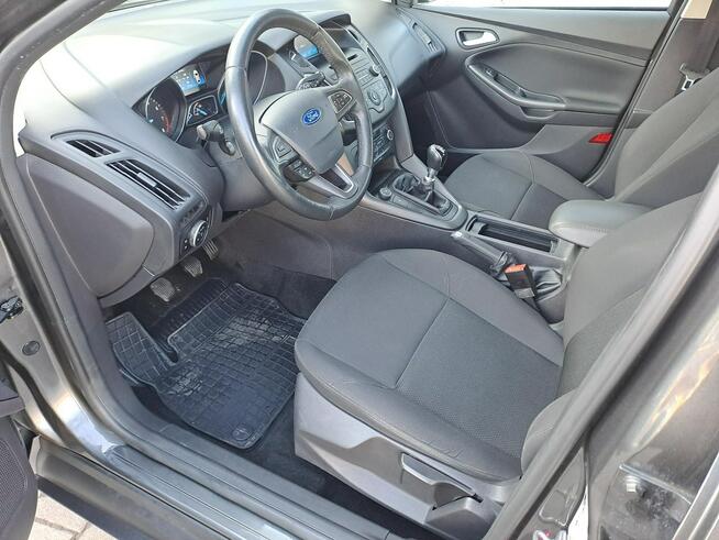 Ford Focus 1,0EcoBoost 125KM rej. 2017 Trend Gold - gwarancja GB41641 Warszawa - zdjęcie 9