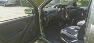Toyota Yaris 2003 1.4 d4d Ostrowiec Świętokrzyski - zdjęcie 5