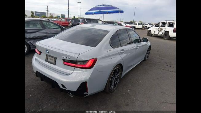 BMW 330 M-Pakiet / Piękna konfiguracja / niski przebieg Wrocław - zdjęcie 4