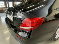Mercedes E 200 Bez wkładu Zadbany użytkowany na trasach Kraków - zdjęcie 9