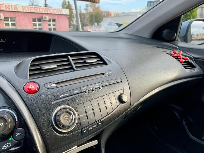 Honda Civic 1.8 benzyna+gaz Kraków - zdjęcie 9
