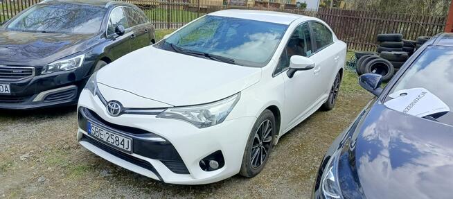 Toyota Avensis 2.0 D-4D Premium Dąbrowa Górnicza - zdjęcie 1