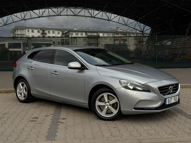 Volvo V40 D3 Summum Manual Klima  Nawigacja Kamera Serwis 2 Klucze Ostrów Mazowiecka - zdjęcie 5