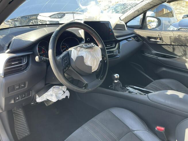 Toyota C-HR GR Automat Hybryda Skóra Podgrzewanie Kamera 184KM Gliwice - zdjęcie 8