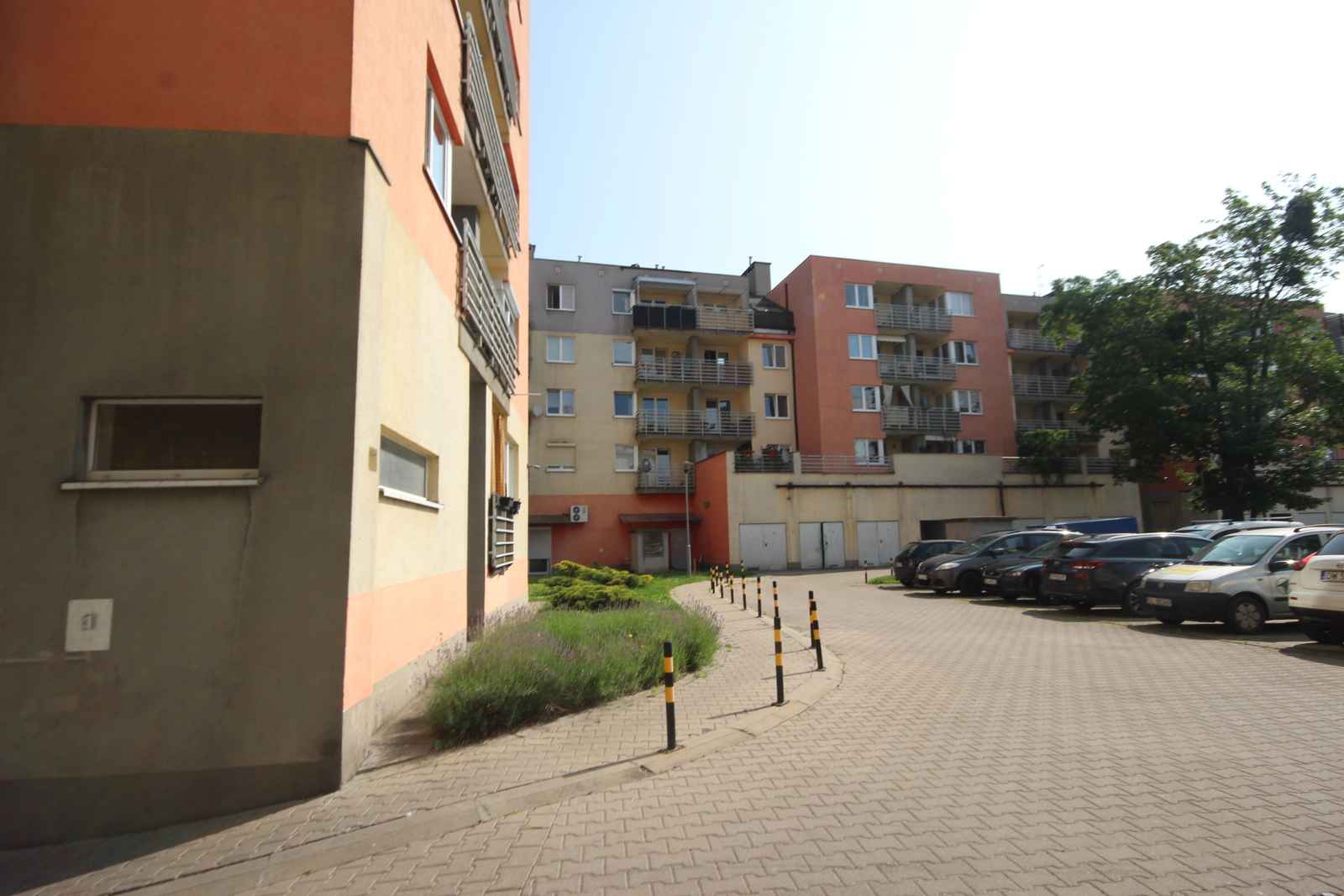 2 Miejsca Postojowe (22m2) okolice Placu Kromera (Wrocław) Psie Pole - zdjęcie 9