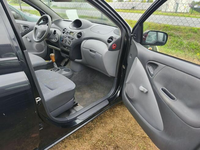 Toyota Yaris 2002r. 1,0 Benzyna Wspomaganie Tanio - Możliwa Zamiana! Warszawa - zdjęcie 6