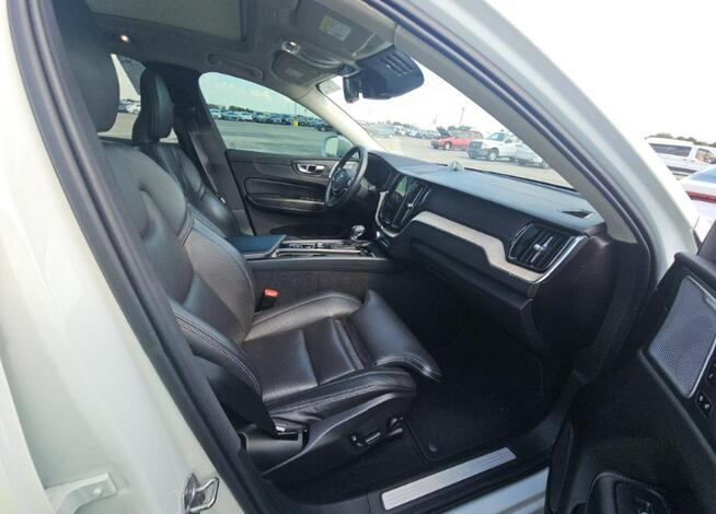Volvo XC 60 INSCRIPTION / AWD / T5 / niski przebieg Warszawa - zdjęcie 10