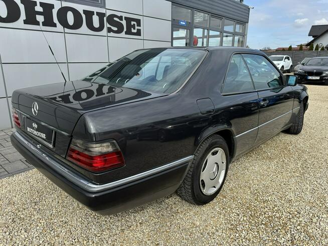 Mercedes E 200 CE klima automat Chełm Śląski - zdjęcie 5