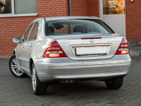 Mercedes C 200 Podzagajnik - zdjęcie 11
