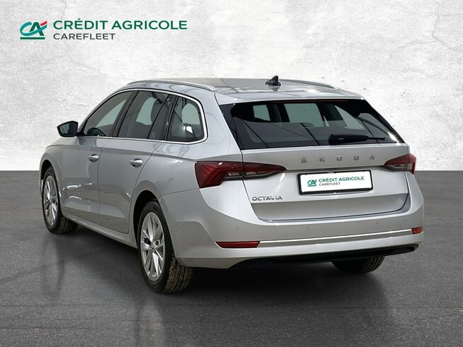 Skoda Octavia 2.0 TDI Ambition Kombi Warszawa - zdjęcie 7