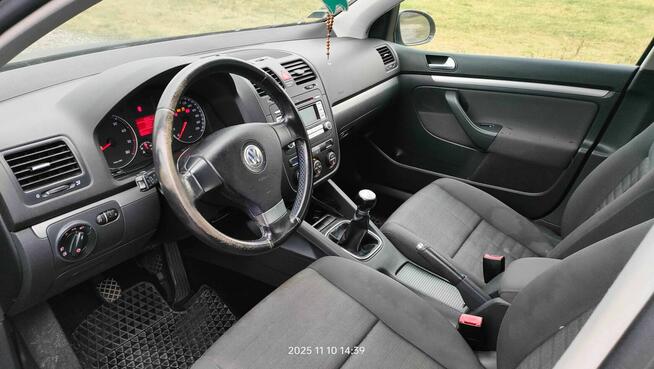 Volkswagen Golf V Tour 1.4, 80KM, 2007 Łomianki - zdjęcie 7