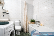 Duża i przestronna kawalerka z garderobą Jeżyce - zdjęcie 6