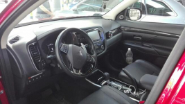 Sprzedam MITSUBISHI OUTLANDER 2,0 Rok 2017 przebieg 53000 Warszawa - zdjęcie 4