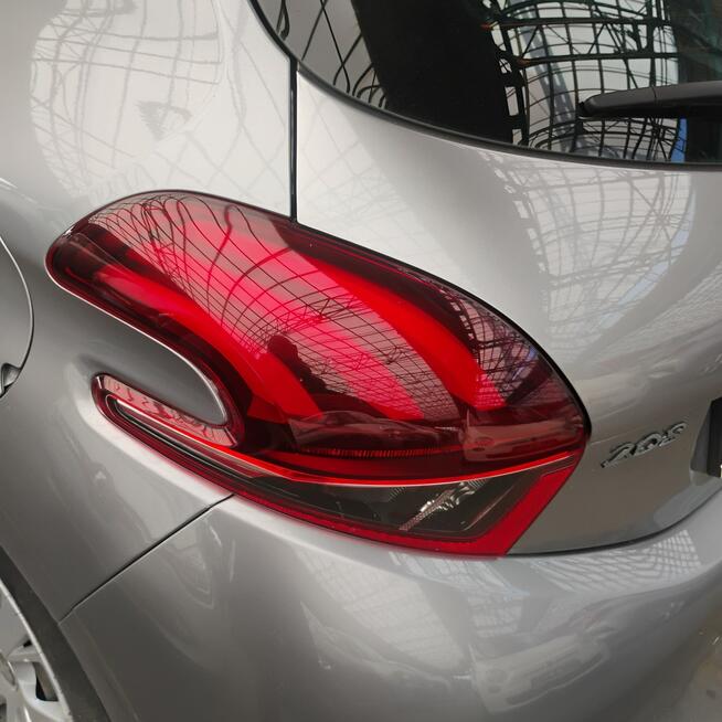 PEUGEOT 208 SUPER STAN MECHANICZNY I WIZUALNY,PO SERWISIE KLIMATYZACJI Mysłowice - zdjęcie 9