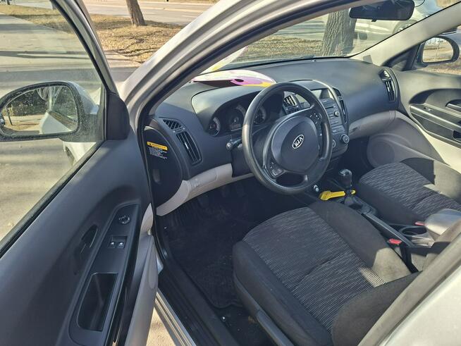 Kia Cee'd 1,4 klima Łódź - zdjęcie 9