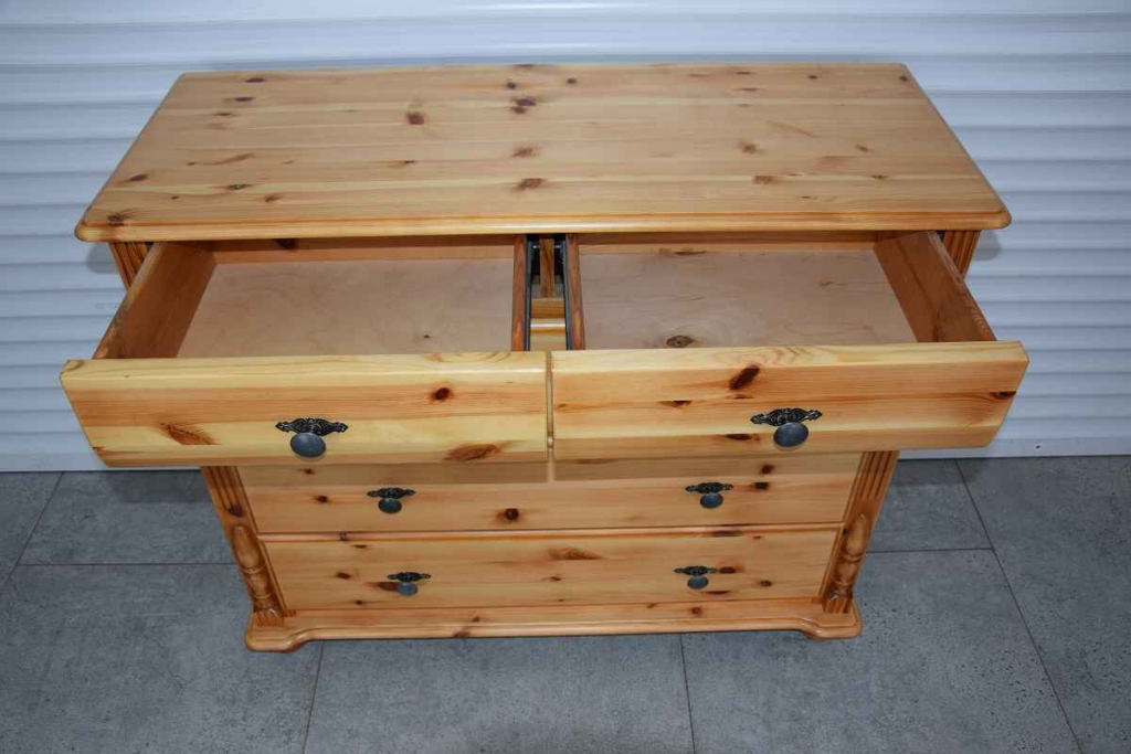 komoda z szufladami z drewna sosnowego - jak nowa Olsztyn - zdjęcie 3