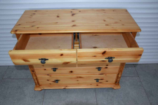 komoda z szufladami z drewna sosnowego - jak nowa Olsztyn - zdjęcie 3