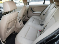 BMW 318 LCI 2.0d 143KM Manual ! Zadbana ! Zwoleń - zdjęcie 7
