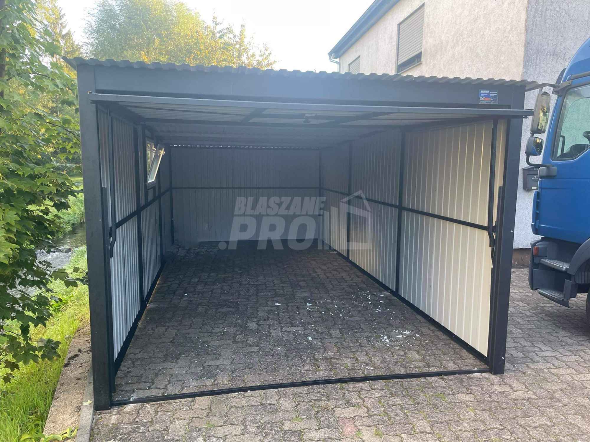 Garaż blaszany 3x7 brama uchylna - okno PCV  Dach spad w tył GP241 Gdynia - zdjęcie 8