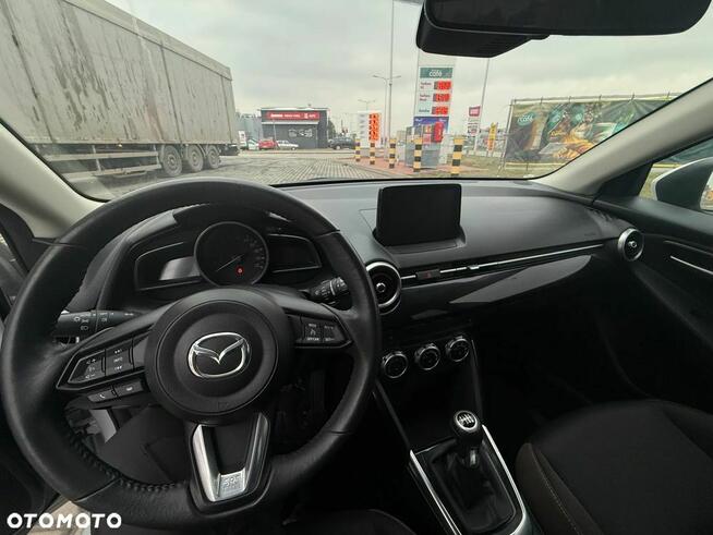 Mazda 2 SKYACTIV-G 90 Exclusive-Line Krosno - zdjęcie 10