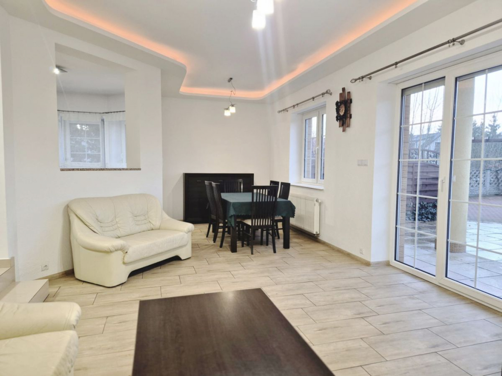 •	Dom dla rodziny , 167,6 m² -2 garaże ,działka Gniezno - zdjęcie 1