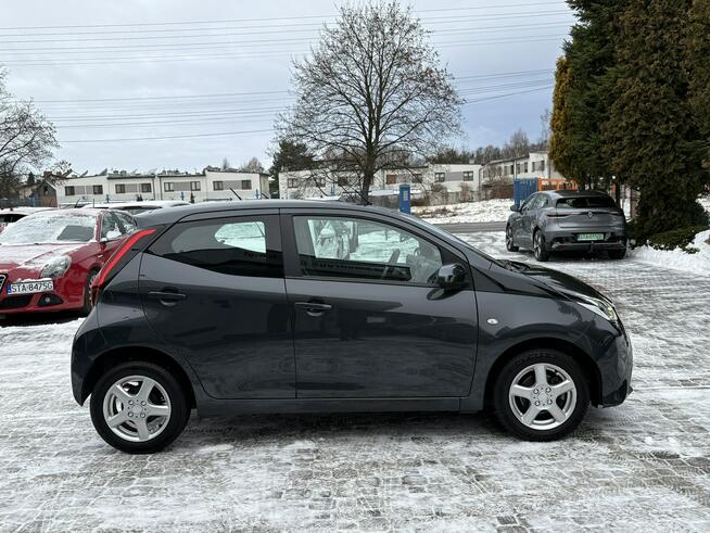 Toyota Aygo LED, Kamera, Apple CarPlay,Tempomat,Gwarancja Tarnowskie Góry - zdjęcie 5