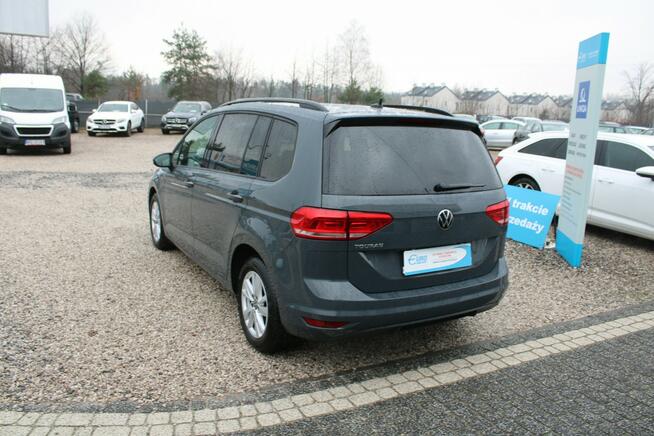 Volkswagen Touran 2.0 TDI Comfortline F-VAT Salon Polska Warszawa - zdjęcie 8