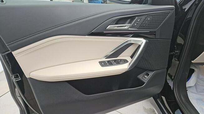 BMW X1 sDrive18i xLine aut ! Z Polskiego Salonu ! Faktura VAT ! Warszawa - zdjęcie 12