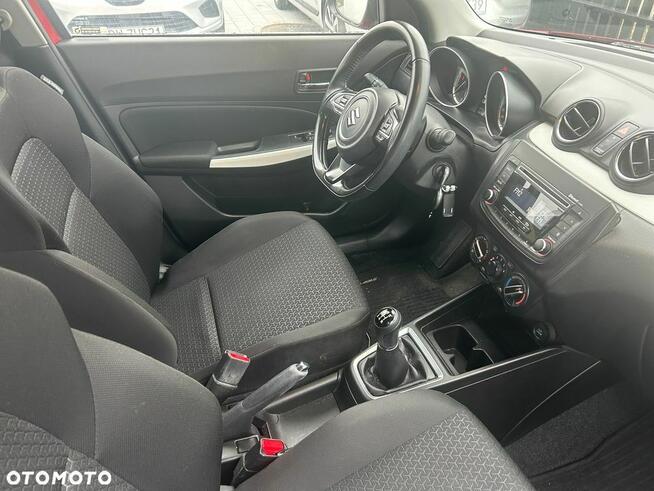 Suzuki Swift 1.2 SHVS Premium Plus Tarnów - zdjęcie 11