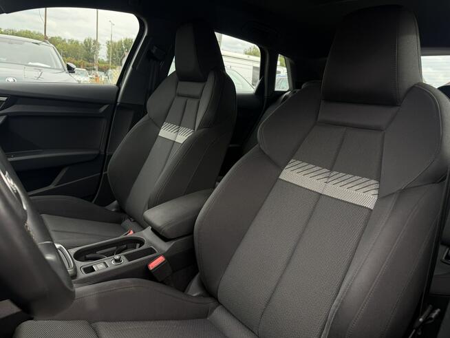 Audi A3 SLINE 1.5 Tsi manual 2023 rok krajowy Będzin - zdjęcie 10